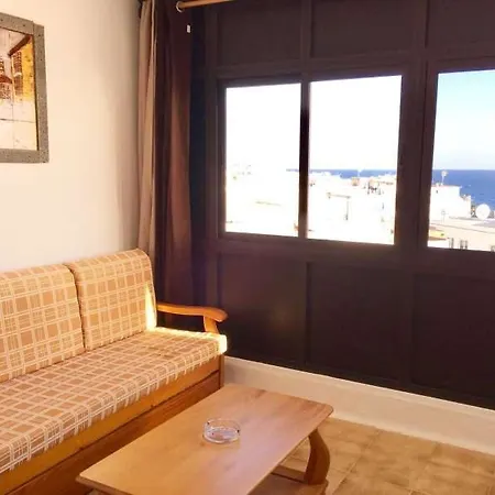 Apartment Puerto Del Carmen Sleeps 6 Pool Wifi *