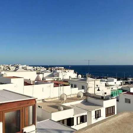 Lejlighed Puerto Del Carmen Sleeps 6 Pool Wifi